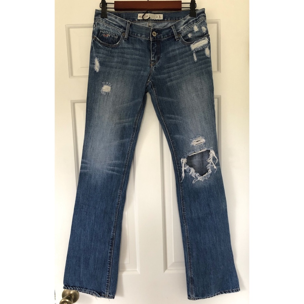 Hollister jean distressed size 3 long